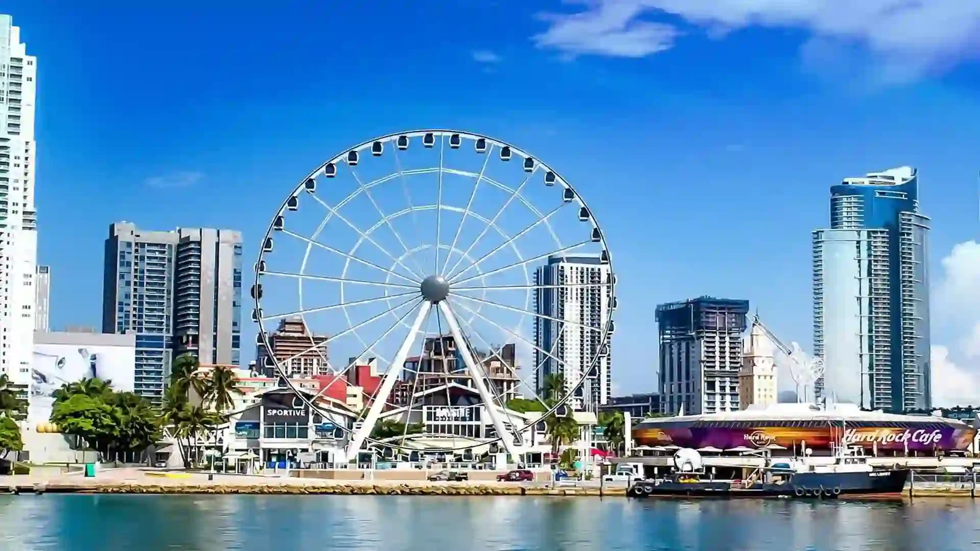 Scenic view of the Miami neighborhood