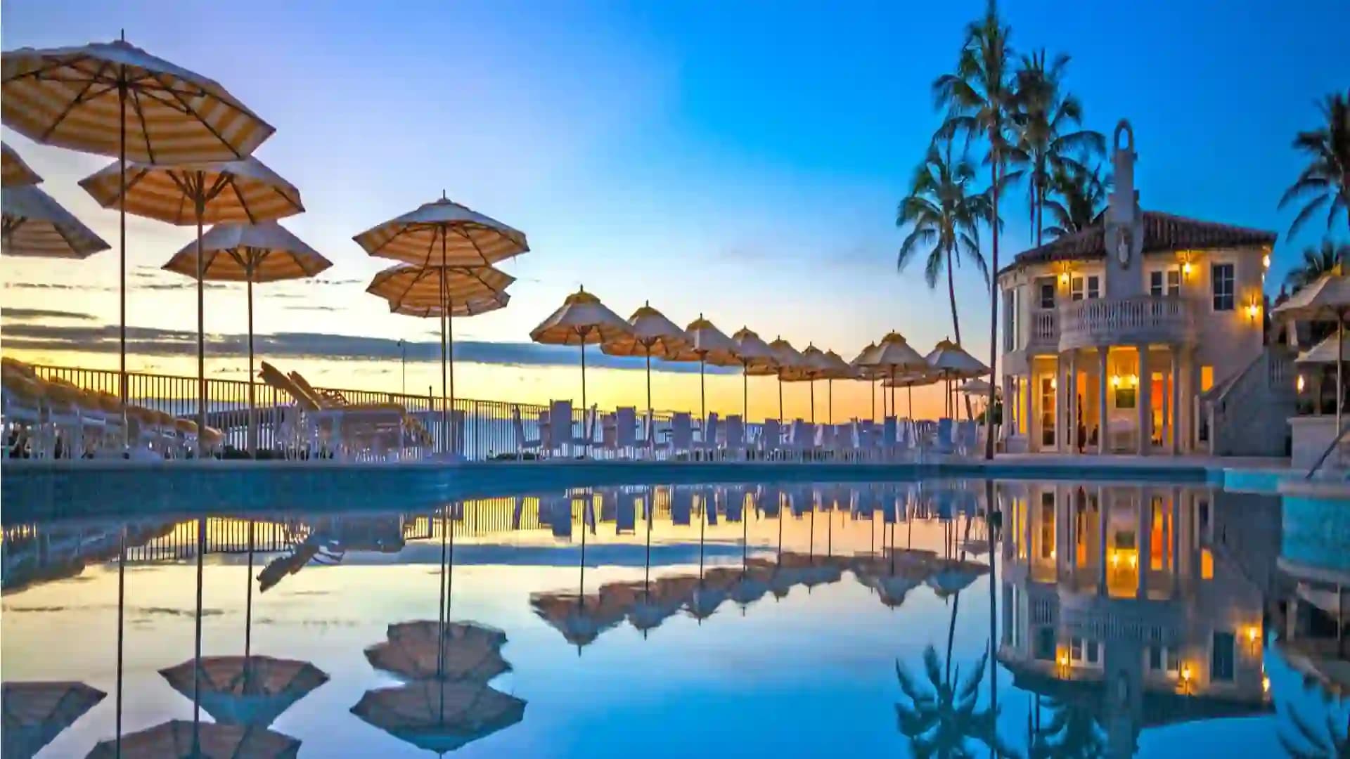 Scenic view of the Palm Beach neighborhood